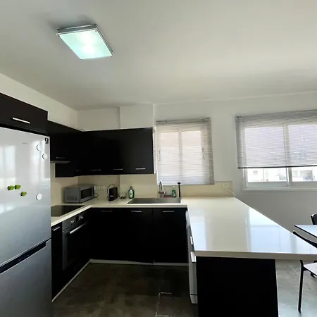 The Comfort In Verenikis - Platform 357 *