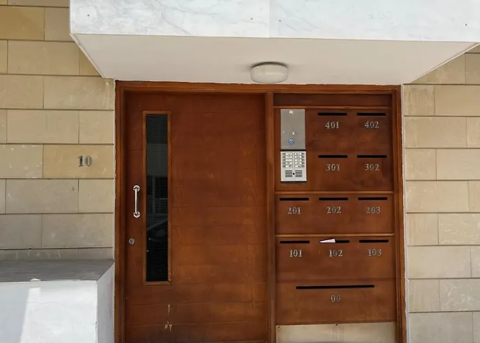 The Comfort In Verenikis - Platform 357 アパート